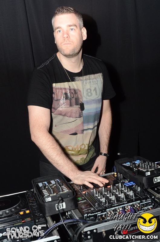 T2 lounge photo 22 - October 30th, 2014