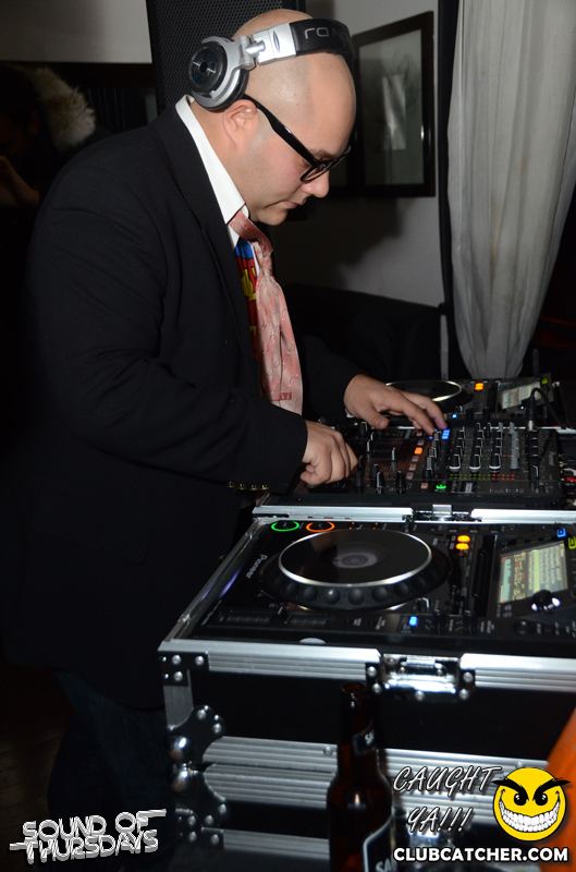 T2 lounge photo 31 - October 30th, 2014