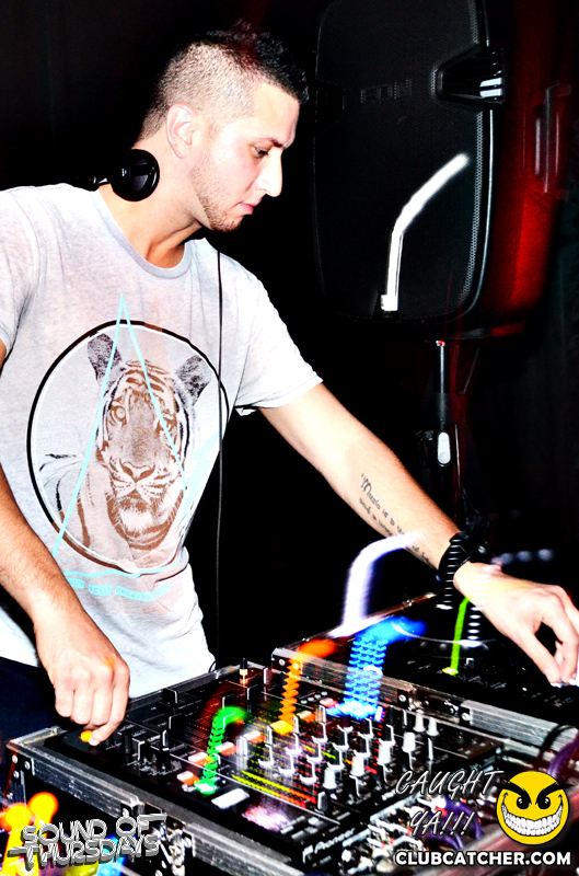 T2 lounge photo 36 - October 30th, 2014