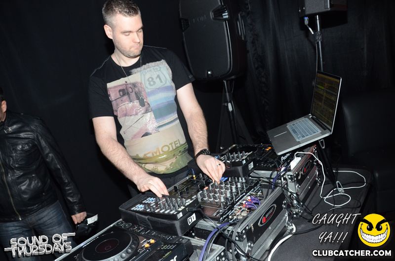 T2 lounge photo 84 - October 30th, 2014