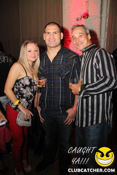 Brassaii lounge photo 8 - September 21st, 2012