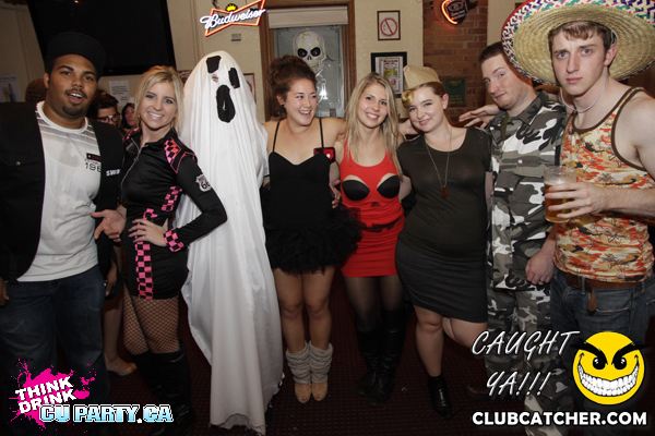 Madison lounge photo 14 - October 31st, 2011