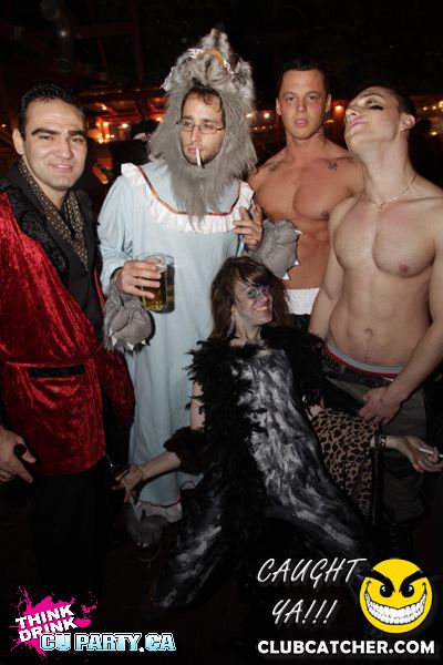 Madison lounge photo 30 - October 31st, 2011