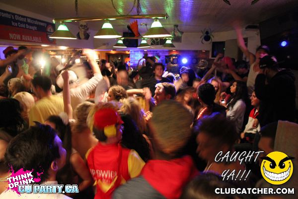 Madison lounge photo 41 - October 31st, 2011