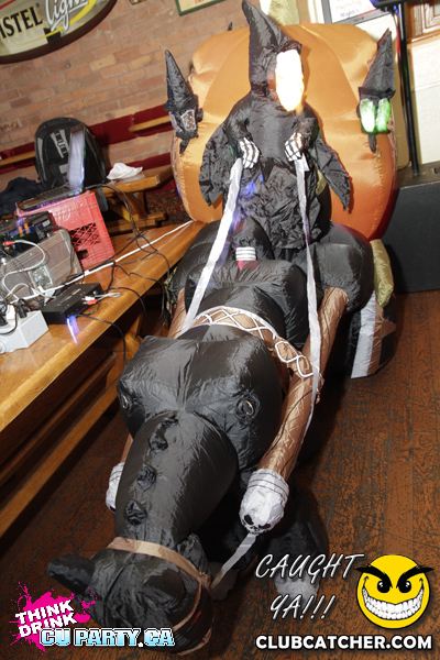 Madison lounge photo 50 - October 31st, 2011