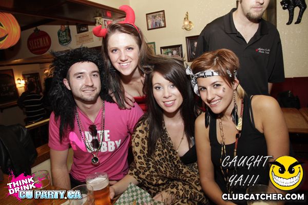 Madison lounge photo 59 - October 31st, 2011