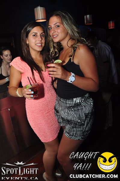 6 Degrees nightclub photo 120 - July 8th, 2011