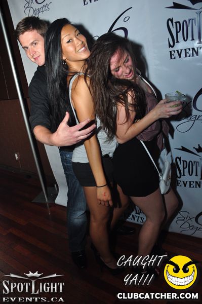 6 Degrees nightclub photo 131 - July 8th, 2011