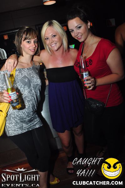 6 Degrees nightclub photo 132 - July 8th, 2011