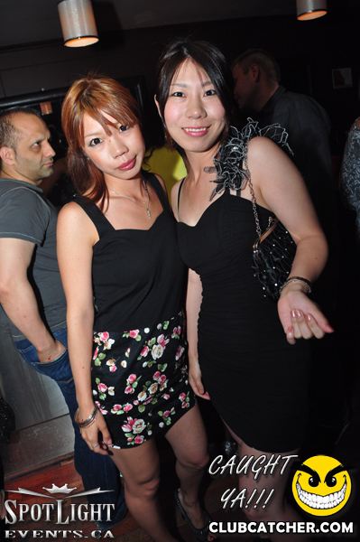 6 Degrees nightclub photo 136 - July 8th, 2011