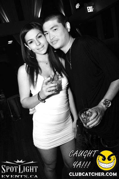 6 Degrees nightclub photo 240 - July 8th, 2011