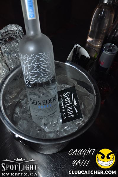 6 Degrees nightclub photo 4 - July 8th, 2011