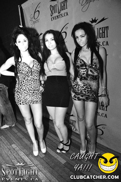 6 Degrees nightclub photo 33 - July 8th, 2011