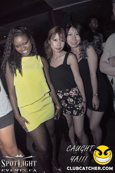 6 Degrees nightclub photo 332 - July 8th, 2011