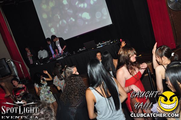 6 Degrees nightclub photo 76 - July 8th, 2011