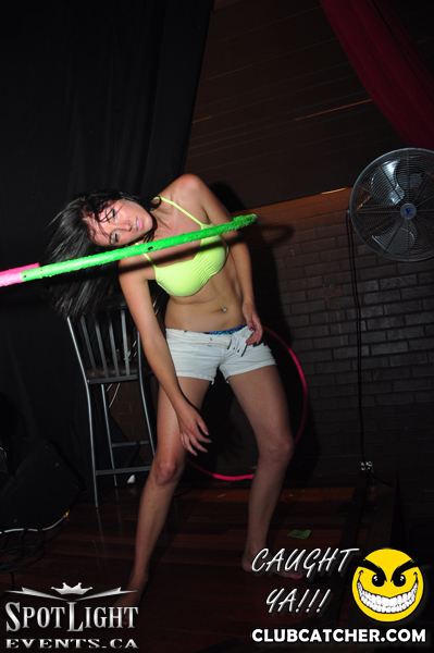 6 Degrees nightclub photo 93 - July 8th, 2011