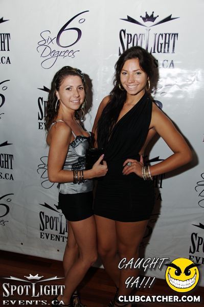 6 Degrees nightclub photo 106 - August 5th, 2011