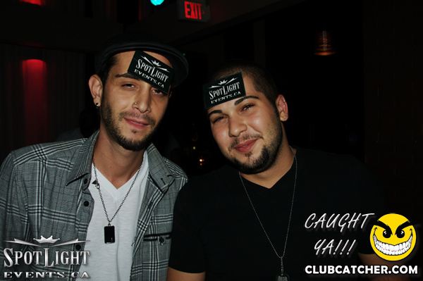 6 Degrees nightclub photo 120 - August 5th, 2011