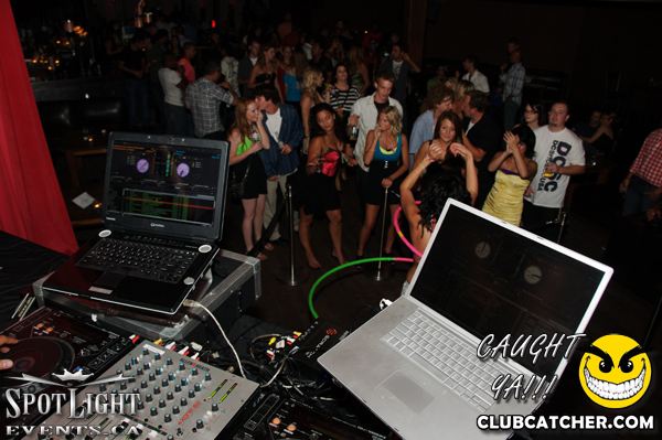 6 Degrees nightclub photo 121 - August 5th, 2011