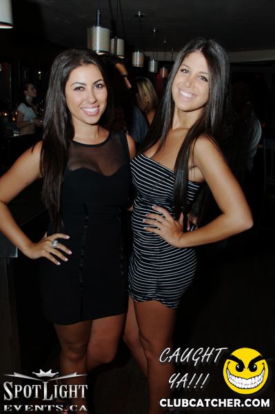 6 Degrees nightclub photo 128 - August 5th, 2011