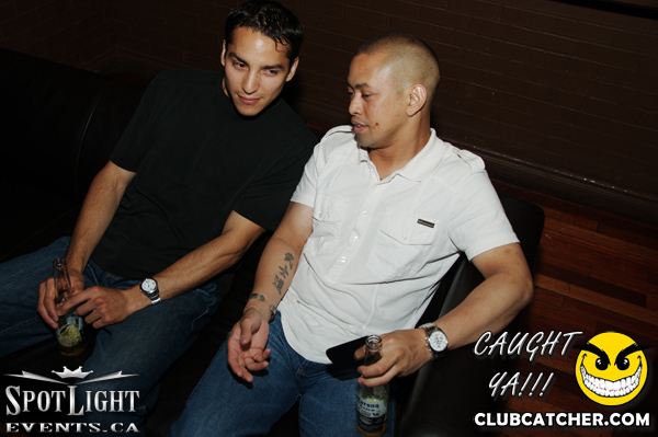 6 Degrees nightclub photo 145 - August 5th, 2011