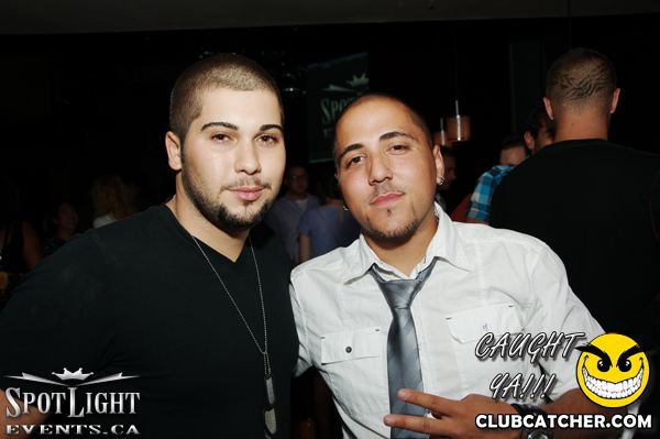 6 Degrees nightclub photo 163 - August 5th, 2011