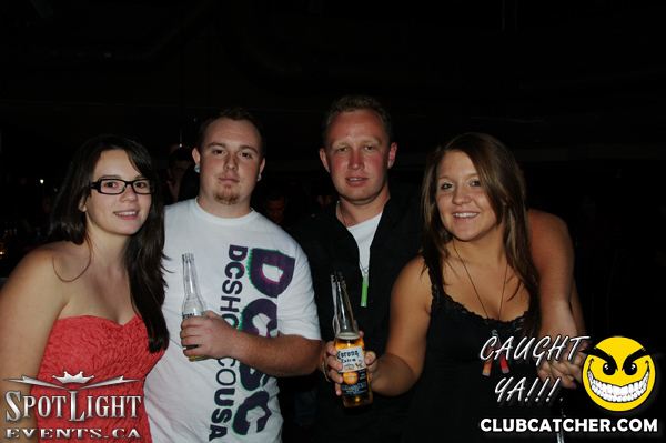 6 Degrees nightclub photo 166 - August 5th, 2011
