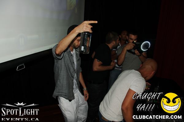 6 Degrees nightclub photo 167 - August 5th, 2011