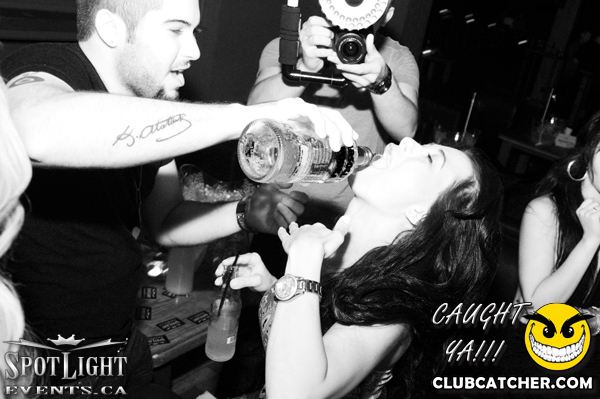 6 Degrees nightclub photo 24 - August 5th, 2011