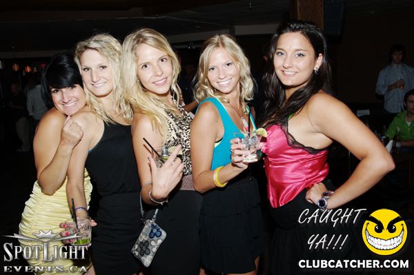 6 Degrees nightclub photo 69 - August 5th, 2011