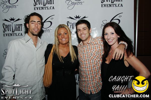 6 Degrees nightclub photo 8 - August 5th, 2011