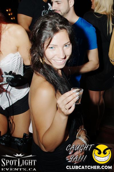 6 Degrees nightclub photo 85 - August 5th, 2011