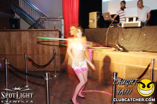 6 Degrees nightclub photo 89 - August 5th, 2011