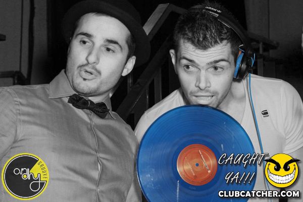 6 Degrees nightclub photo 2 - October 8th, 2011