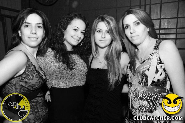 6 Degrees nightclub photo 4 - October 8th, 2011