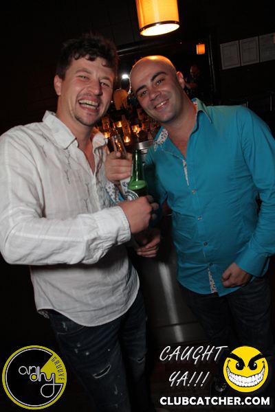 6 Degrees nightclub photo 48 - October 8th, 2011