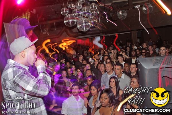 6 Degrees nightclub photo 1 - October 14th, 2011