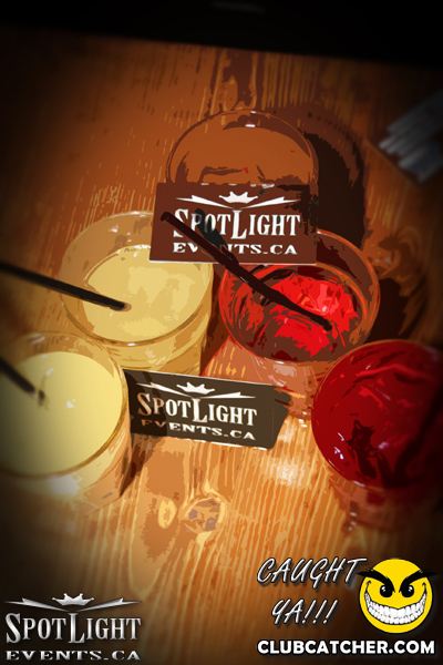 6 Degrees nightclub photo 2 - October 14th, 2011