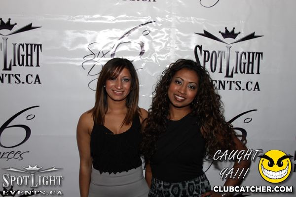 6 Degrees nightclub photo 101 - October 14th, 2011