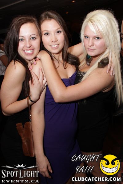 6 Degrees nightclub photo 12 - October 14th, 2011