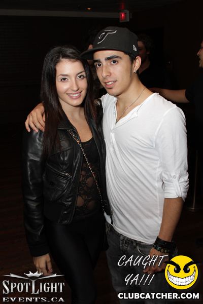 6 Degrees nightclub photo 122 - October 14th, 2011