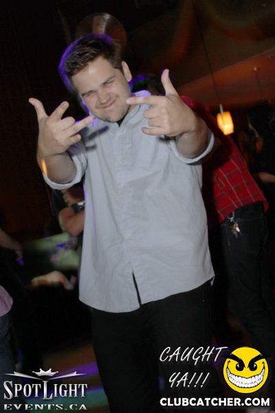 6 Degrees nightclub photo 125 - October 14th, 2011