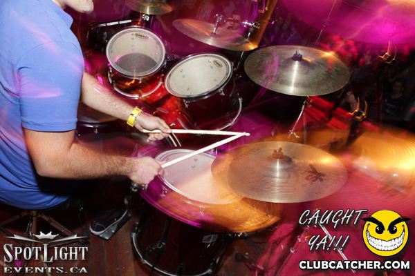 6 Degrees nightclub photo 17 - October 14th, 2011