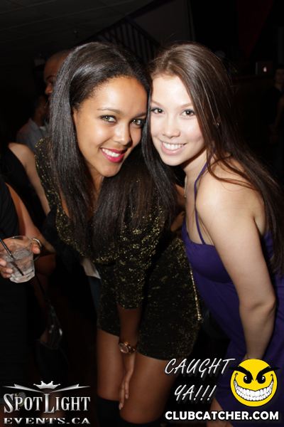 6 Degrees nightclub photo 21 - October 14th, 2011