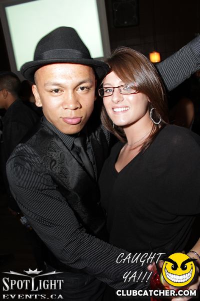 6 Degrees nightclub photo 32 - October 14th, 2011