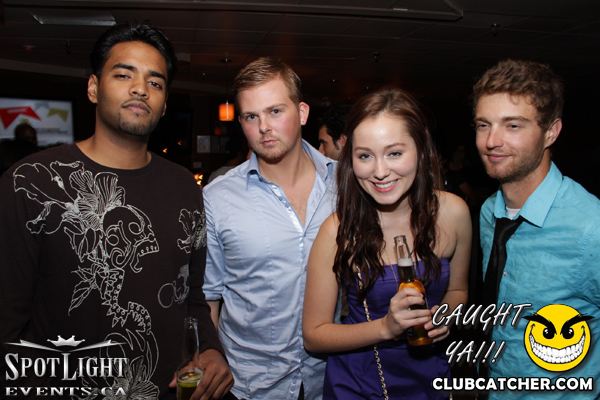 6 Degrees nightclub photo 69 - October 14th, 2011