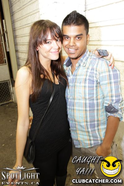 6 Degrees nightclub photo 70 - October 14th, 2011