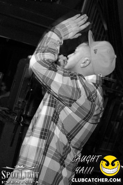 6 Degrees nightclub photo 78 - October 14th, 2011