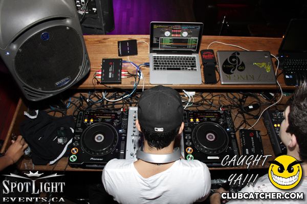 6 Degrees nightclub photo 9 - October 14th, 2011