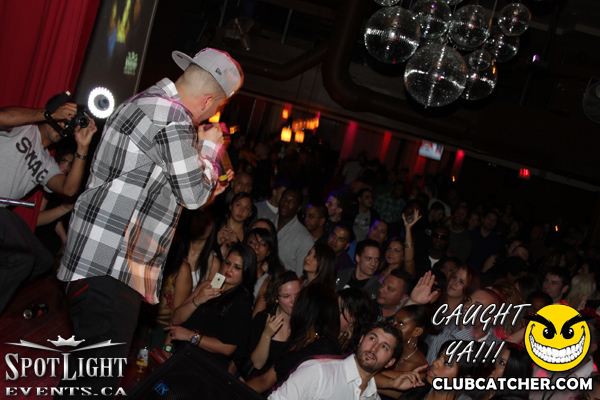 6 Degrees nightclub photo 86 - October 14th, 2011